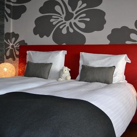 Bed & Breakfast Flowerzzz... Rotterdam Eksteriør billede