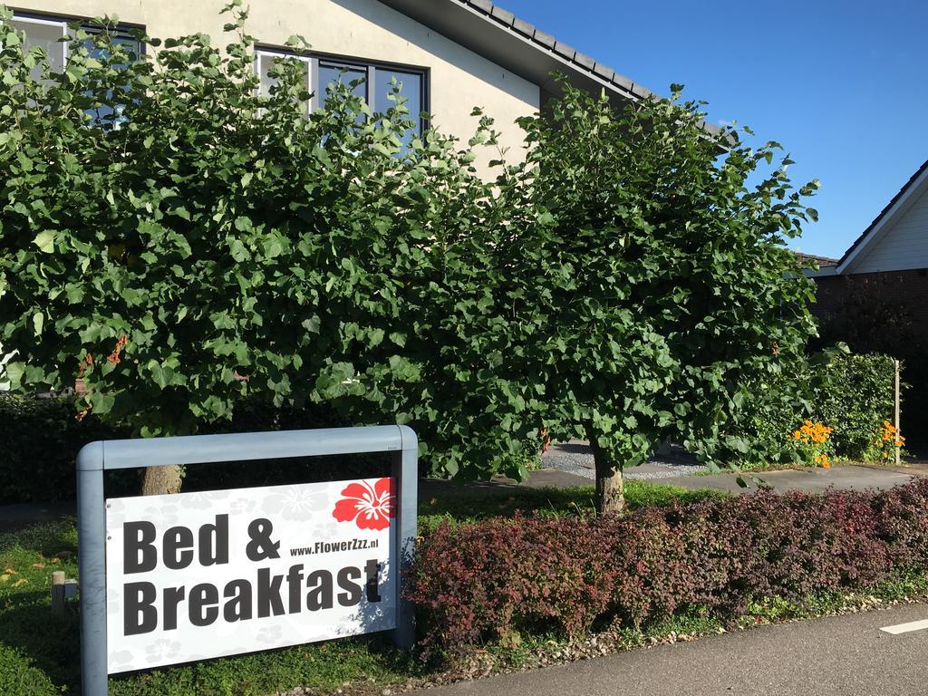 Bed & Breakfast Flowerzzz... Rotterdam Eksteriør billede